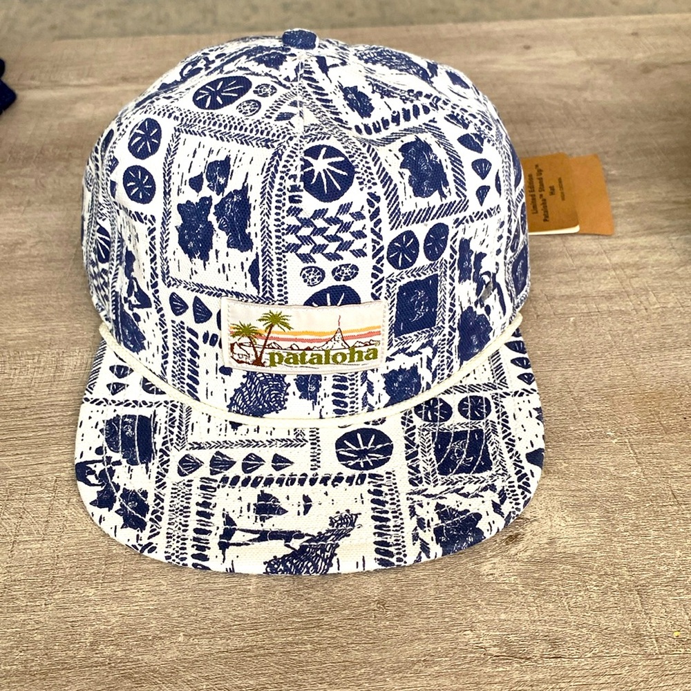 Limited Edition Pataloha Stand Up Hat - Opihi Man NWT!